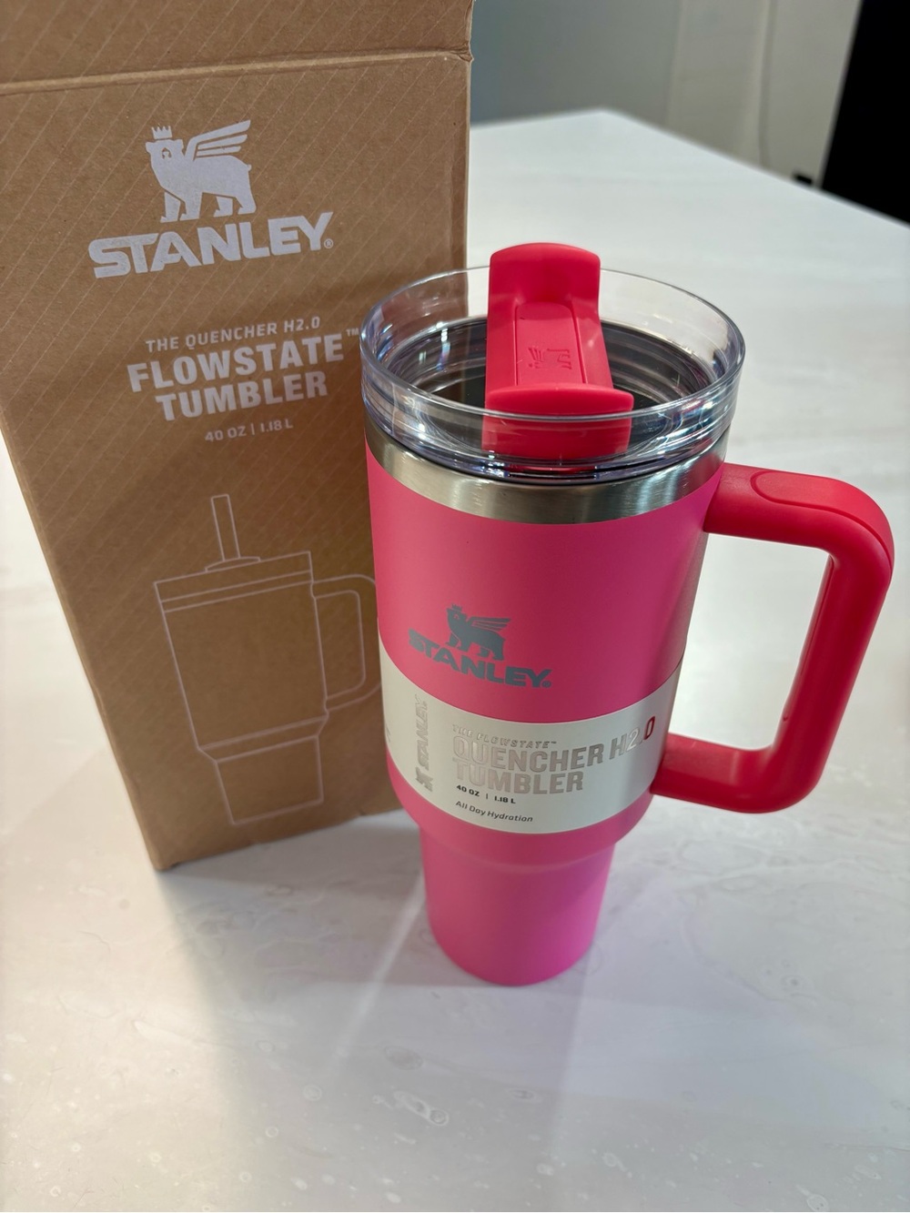 40 oz Stanley Rose Red FlowState Quencher H2.0 Tumbler